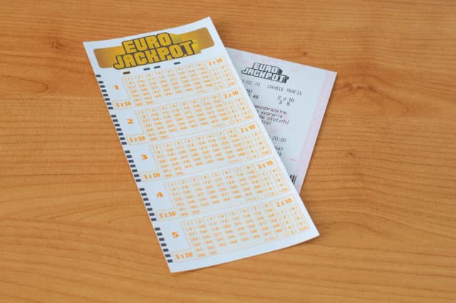 Gdzie padły wygrane w Eurojackpot – zaskakujące lokalizacje i kwoty Gdzie padły wygrane w Eurojackpot – zaskakujące lokalizacje i kwoty