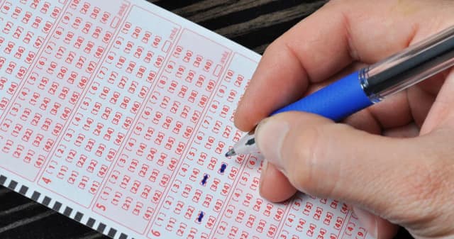 Lotto ile za 4 liczby? Sprawdź, ile możesz wygrać! Lotto ile za 4 liczby? Sprawdź, ile możesz wygrać!
