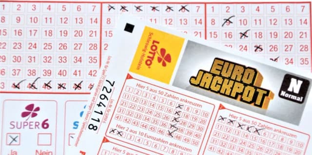 Ile liczb wygrywa w Eurojackpot? Kluczowe informacje i zasady Ile liczb wygrywa w Eurojackpot? Kluczowe informacje i zasady