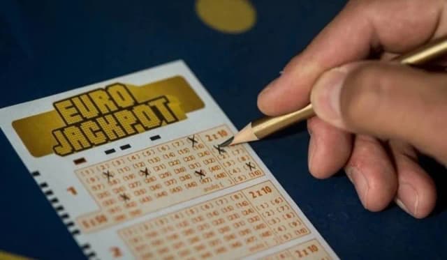 Ile za 4 w Eurojackpot? Zaskakujące wygrane i różnice w nagrodach